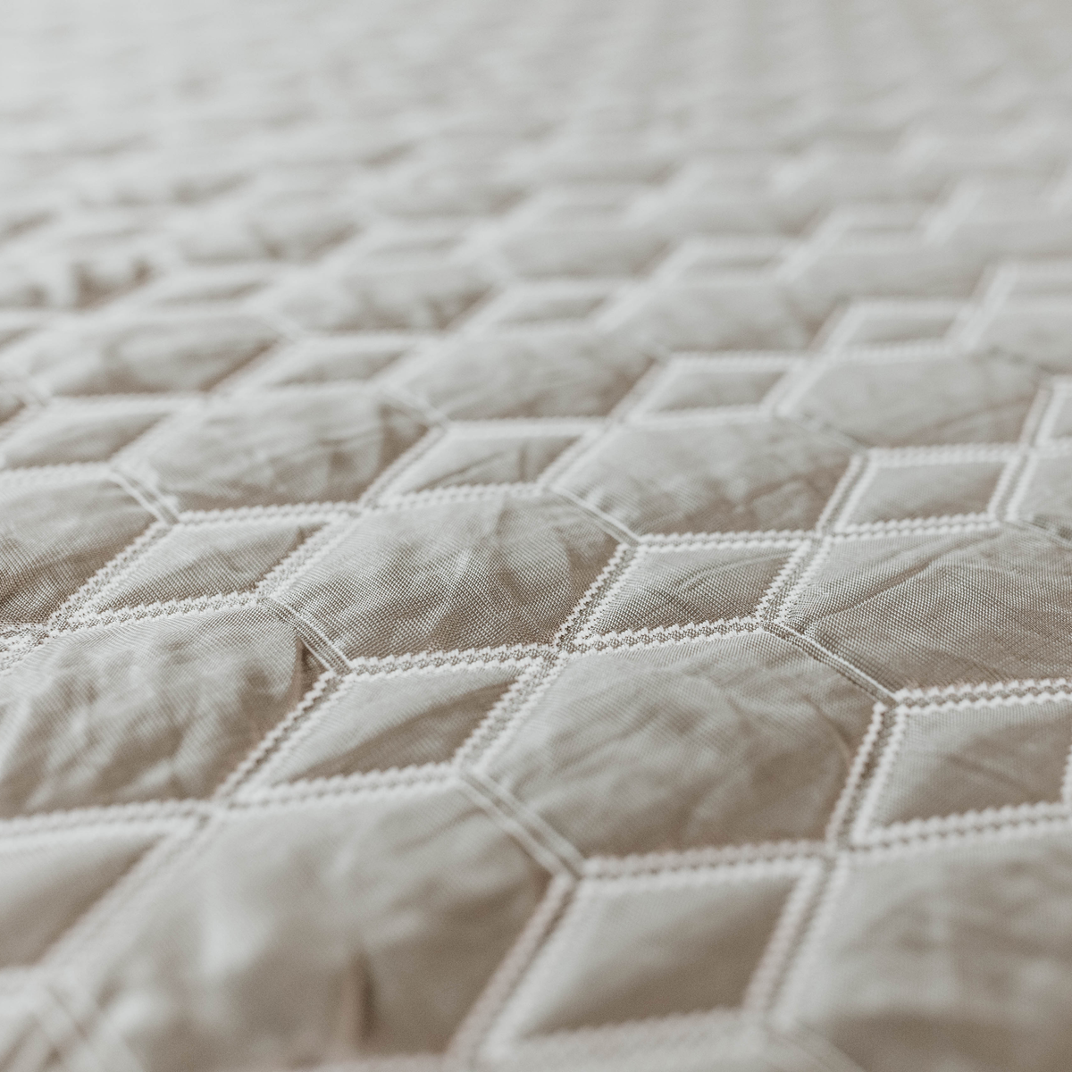 Copper Lux Hybrid 12" Full Mattress
