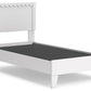 Hallityn - Platform Bedroom Set