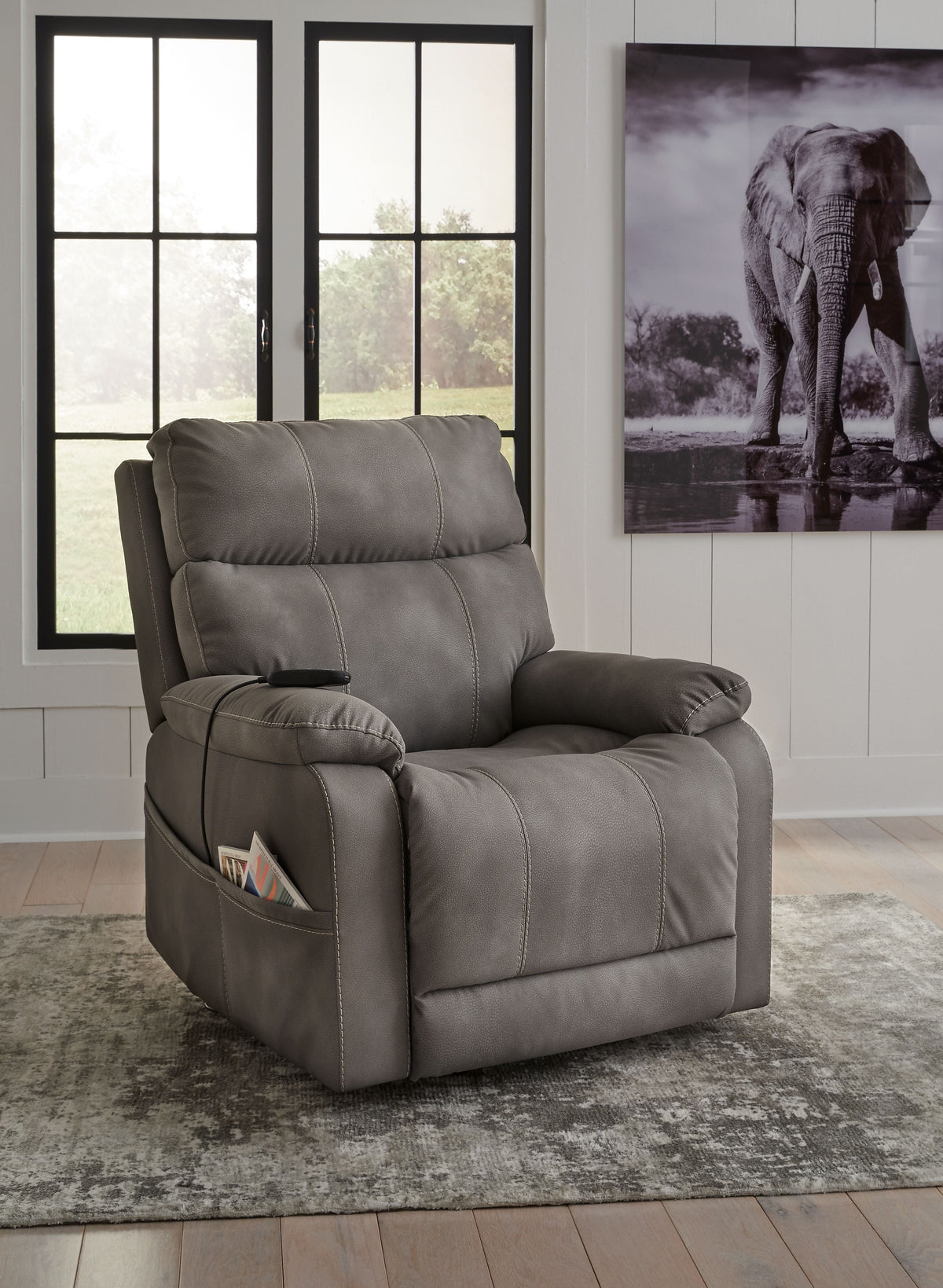 Next-Gen Durapella - Power Lift Recliner - view 5