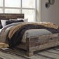 Derekson - Panel Bed