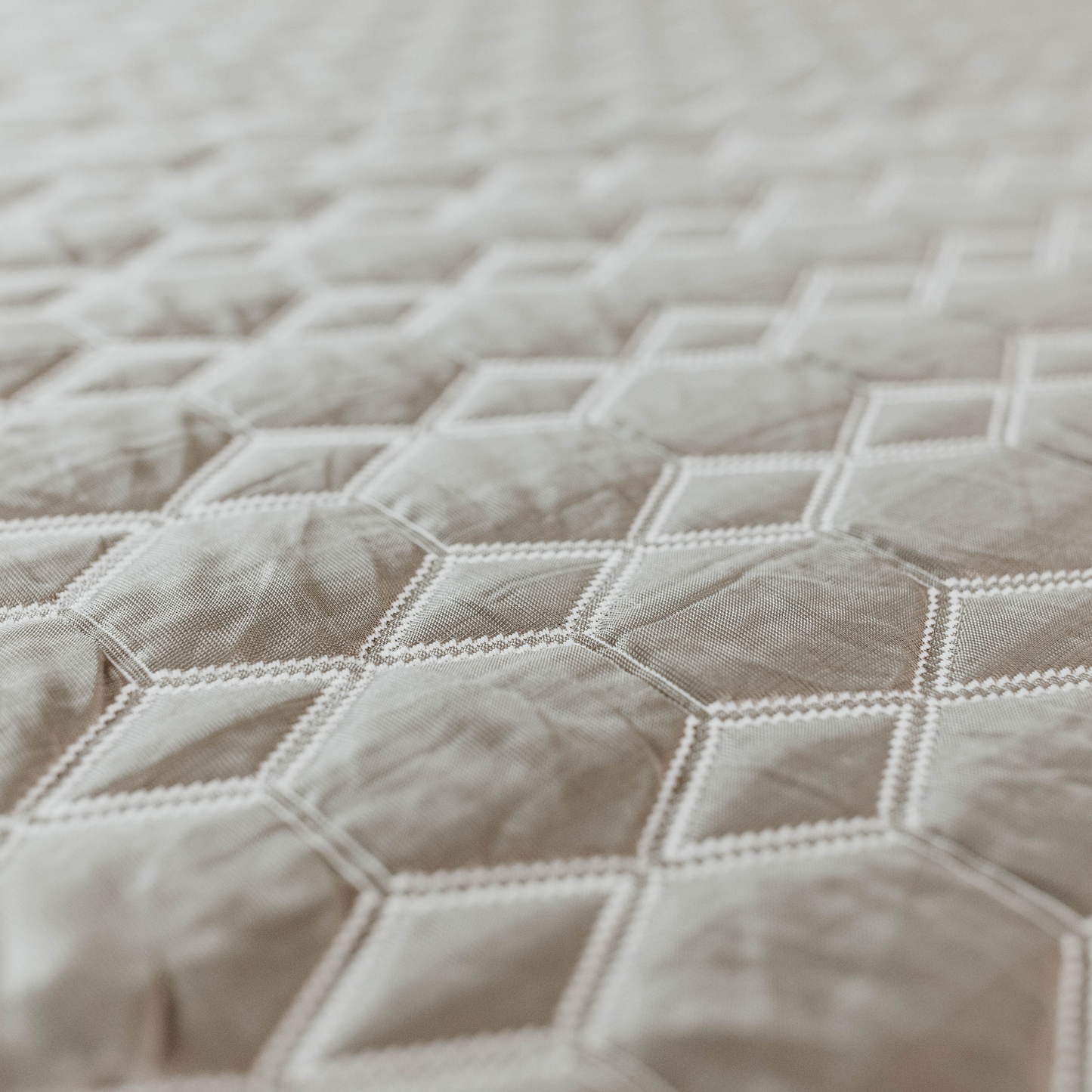 Copper Lux Hybrid 14" King Mattress