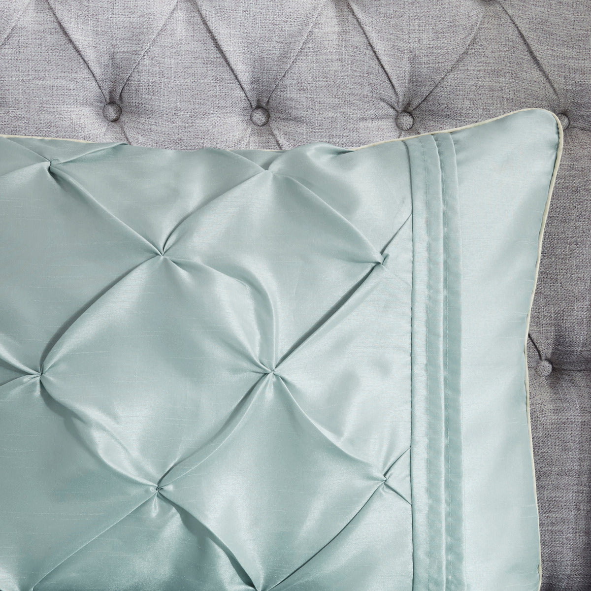 7 Piece Tufted Comforter Set Seafoam King