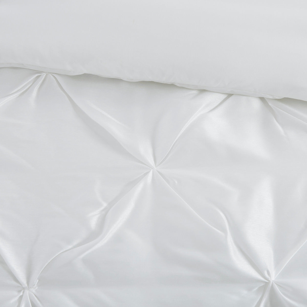 7 Piece Tufted Comforter Set White