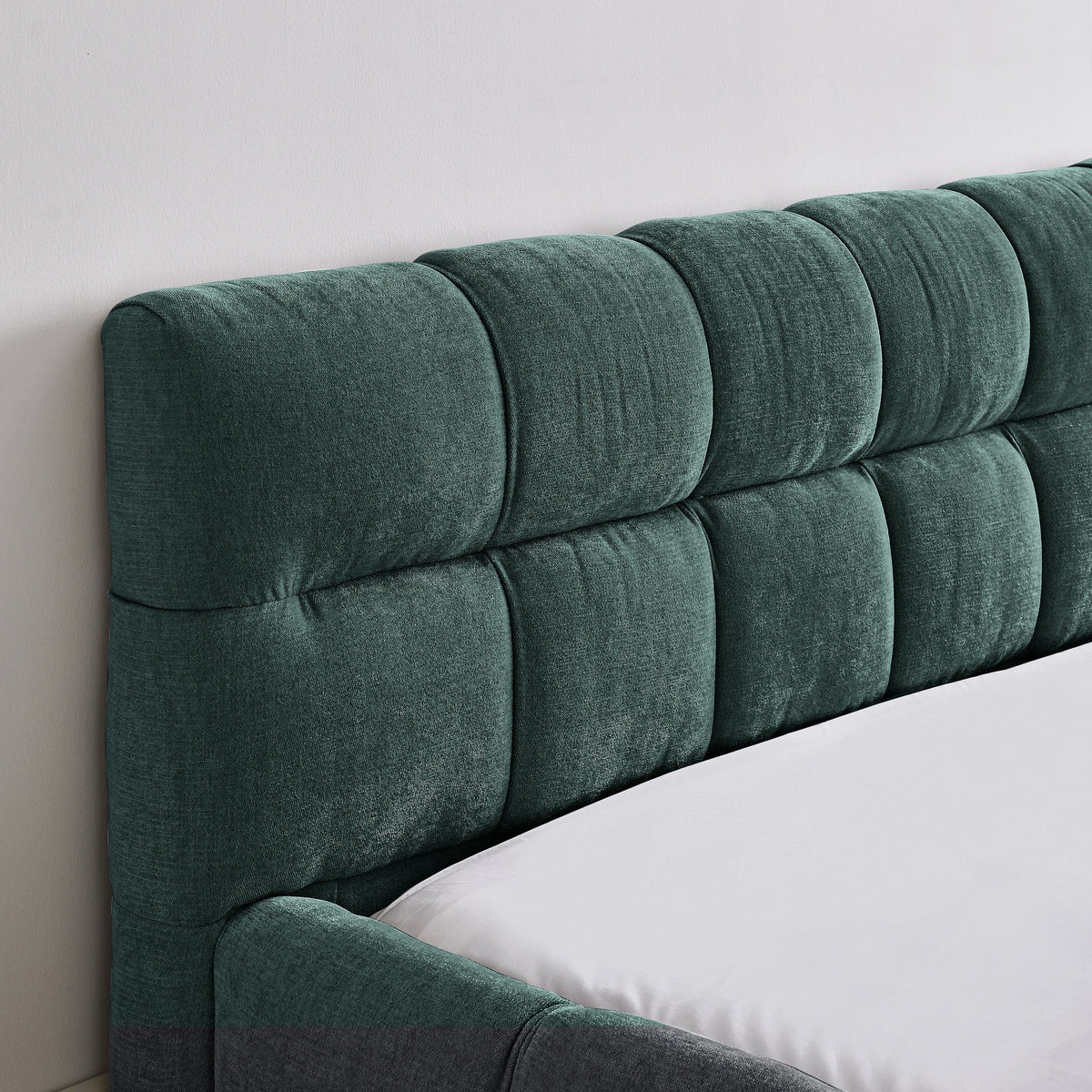 Queen Size Upholstered Bed Frame with Thick Fabric