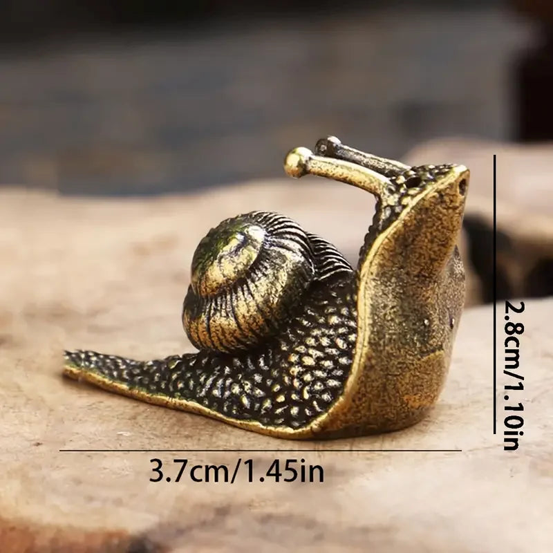 Pure Brass Rooster Figurine - Intricate Golden Animal Brass Home Decor Office Gift Detailed Feathers Comb Table Ornament Tea Pet