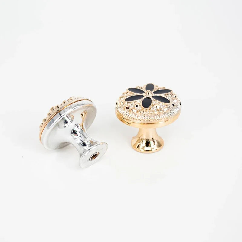 New European Single Hole Handle Gold Luxury Flower Pattern Furniture Cabinet Knobs For Home Wardrobe Door Handles Hardware