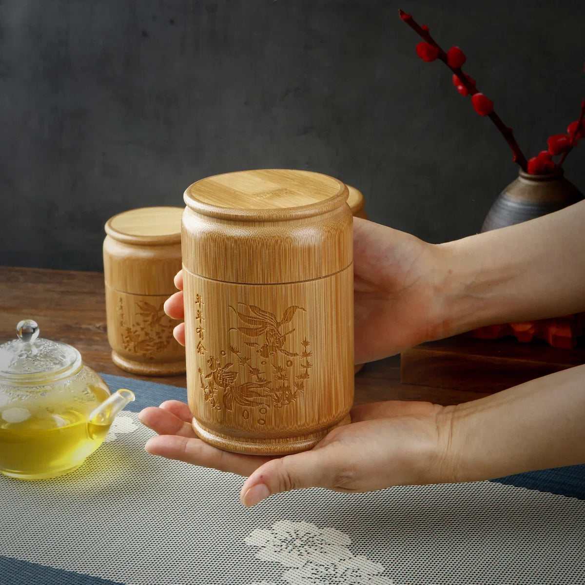 Handmade Bamboo Tea Storage Box Carved Tea Canister Lid Seal Kitchen Storage Jars Accessories Spice Box Case Organizer