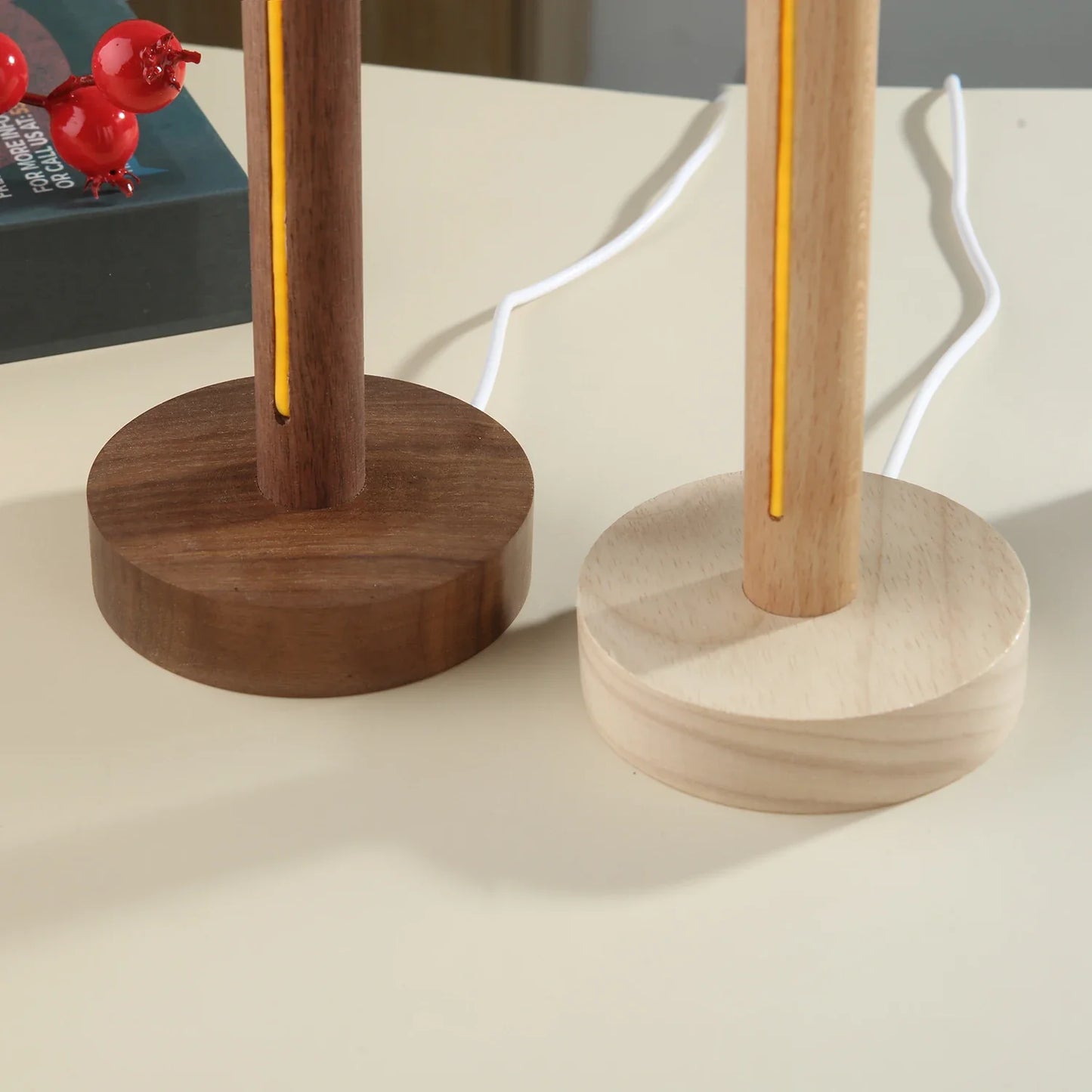 Natural Wood LED Table Lamp USB Powered Desk Lamp Retro Night Light Minimalist Bedside Lamp for Bedroom Ambient Lighting