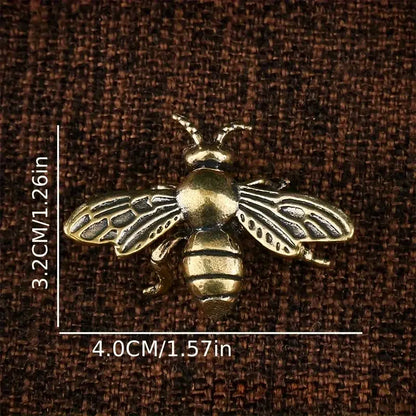 Brass Mantis Cricket Bee Dragonfly Insect Small Ornaments Tea Pet Tabletop Decorative Crafts Animal Ornaments Insect Ornaments