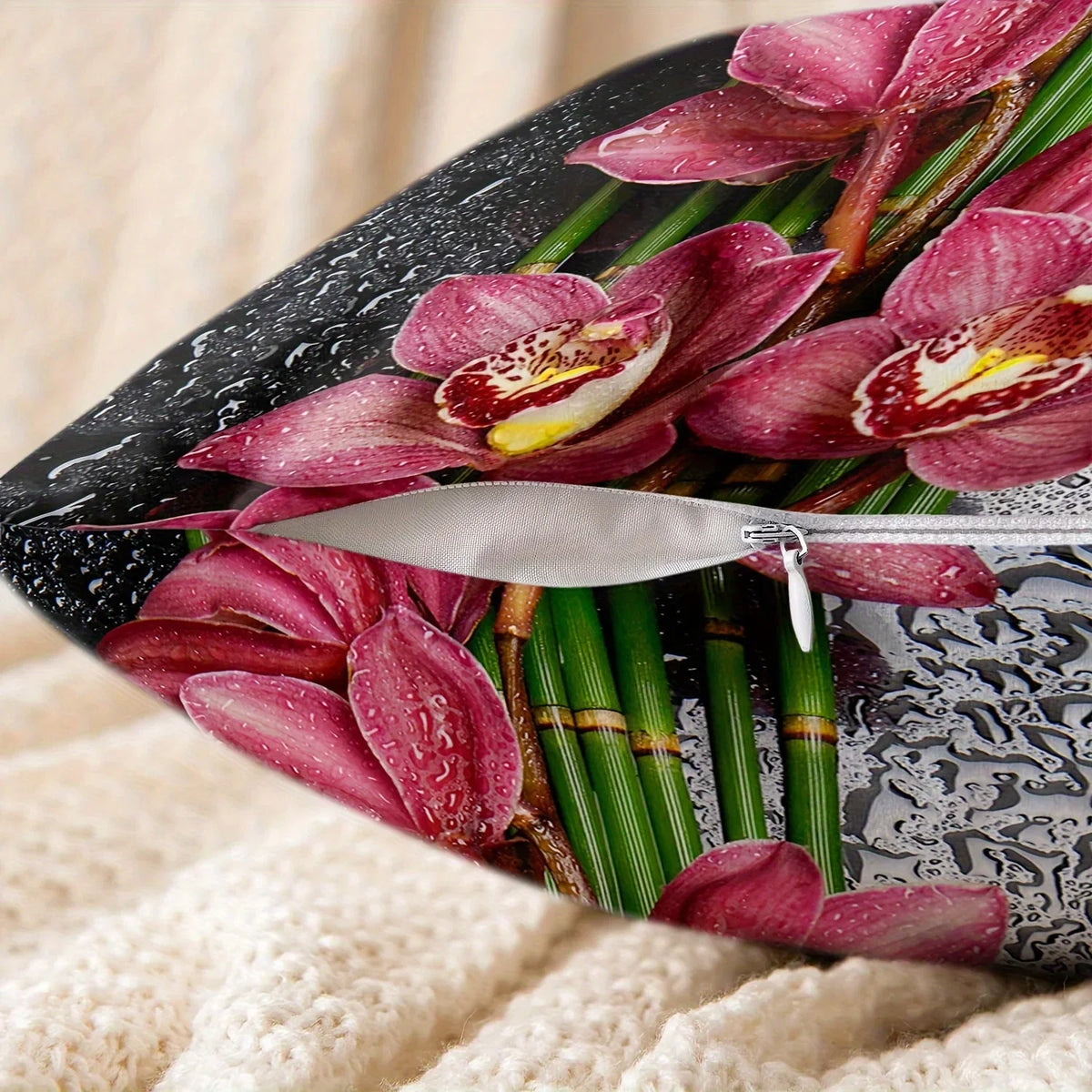 VIKAMA's modern floral pattern pillowcase is durable and serves as a decorative cushion cover for both home and bedroom use