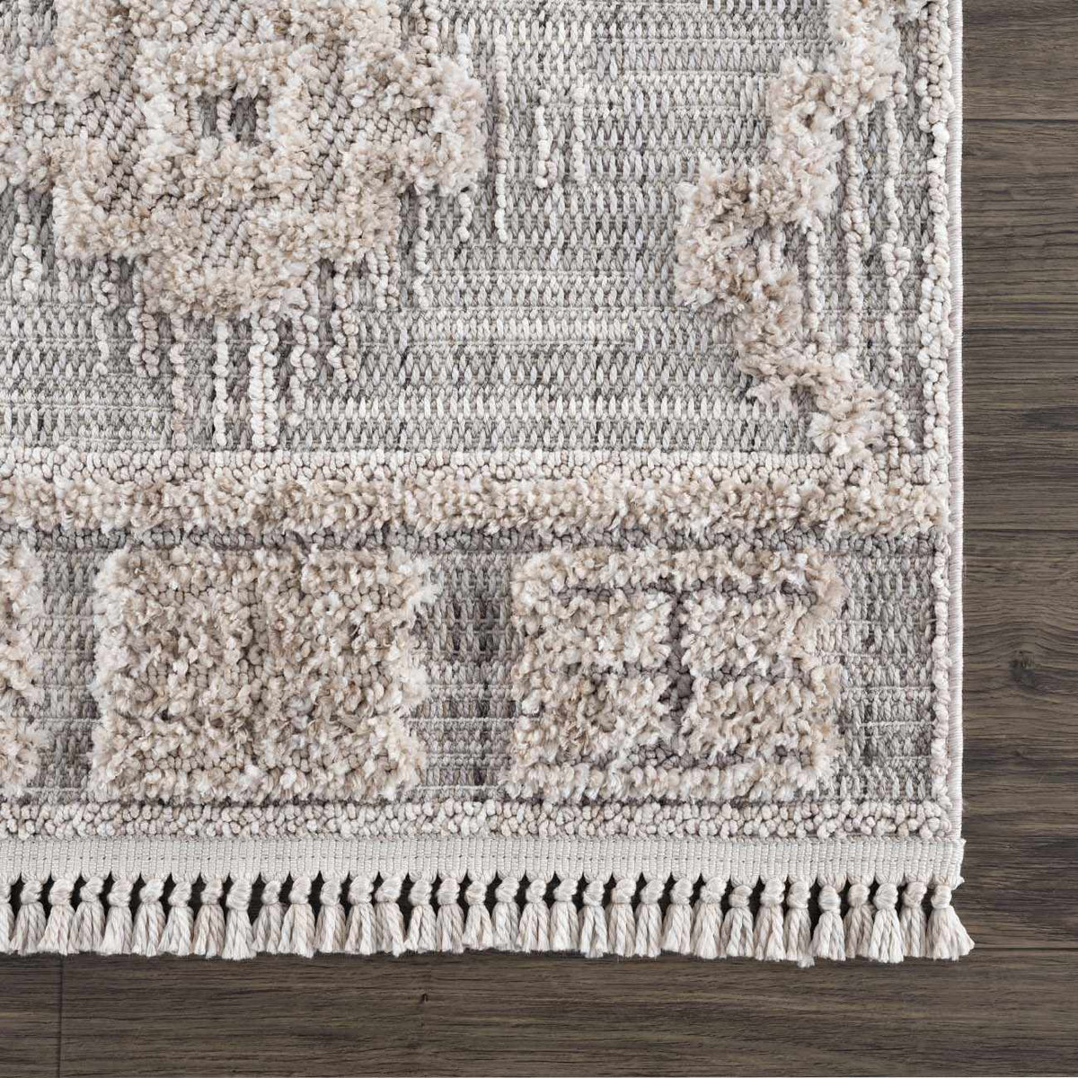 Ampusungan Area Rug