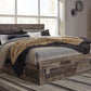 Derekson - Panel Bed