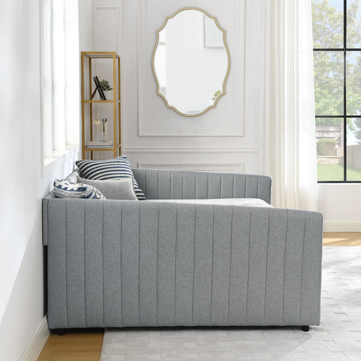 Queen Size Daybed with Two Drawers Trundle Upholstered Sofa Bed