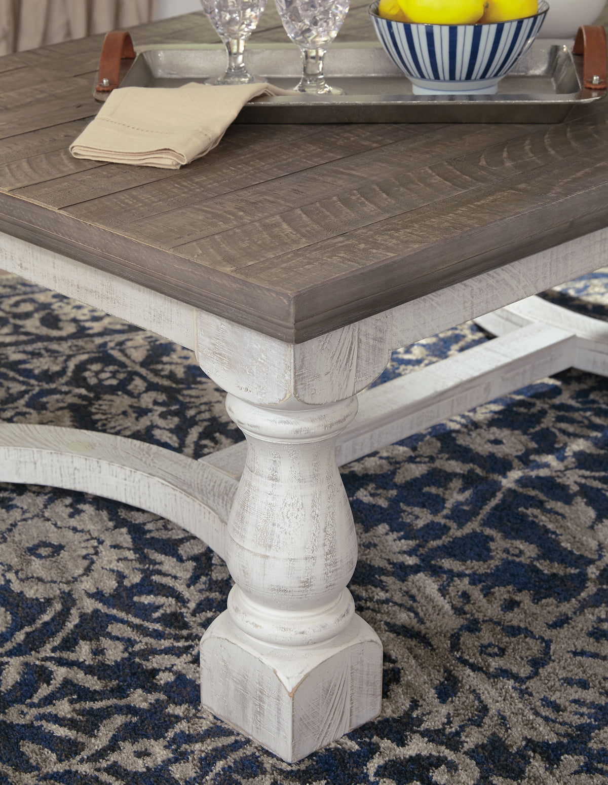 Havalance - Rectangular Cocktail Table - Gray / White