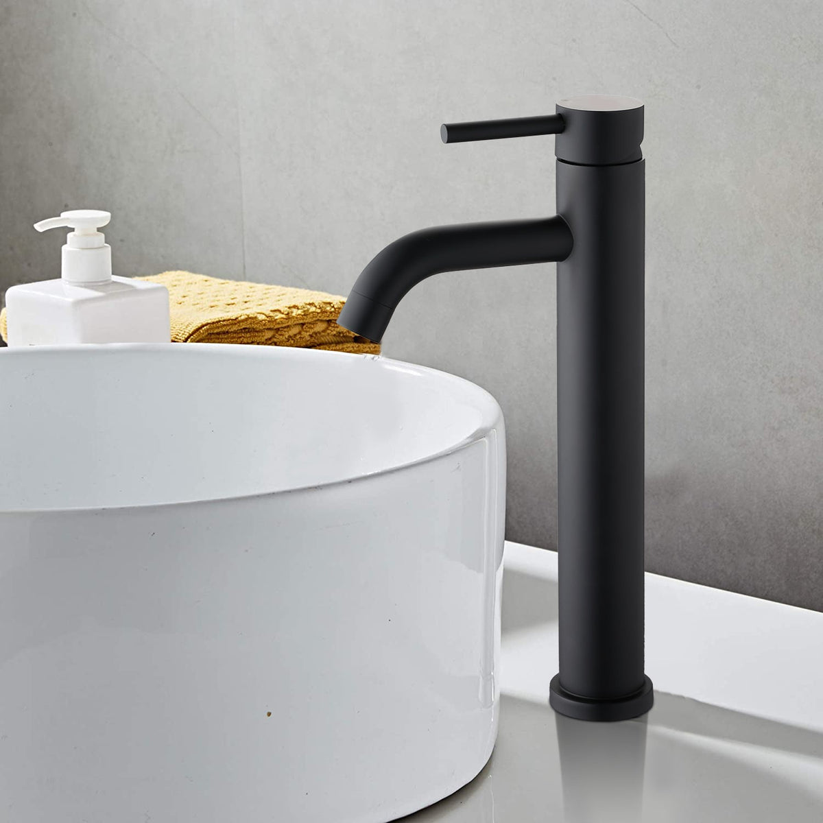 Single Hole Single Handle Bathroom Sink Faucet