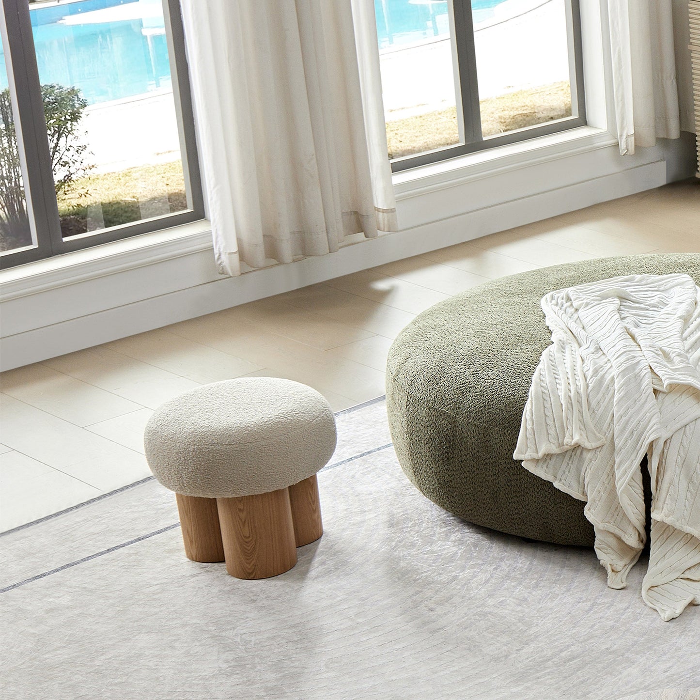W8017-1 Mushroom Stool with Grieg Plush Cushion