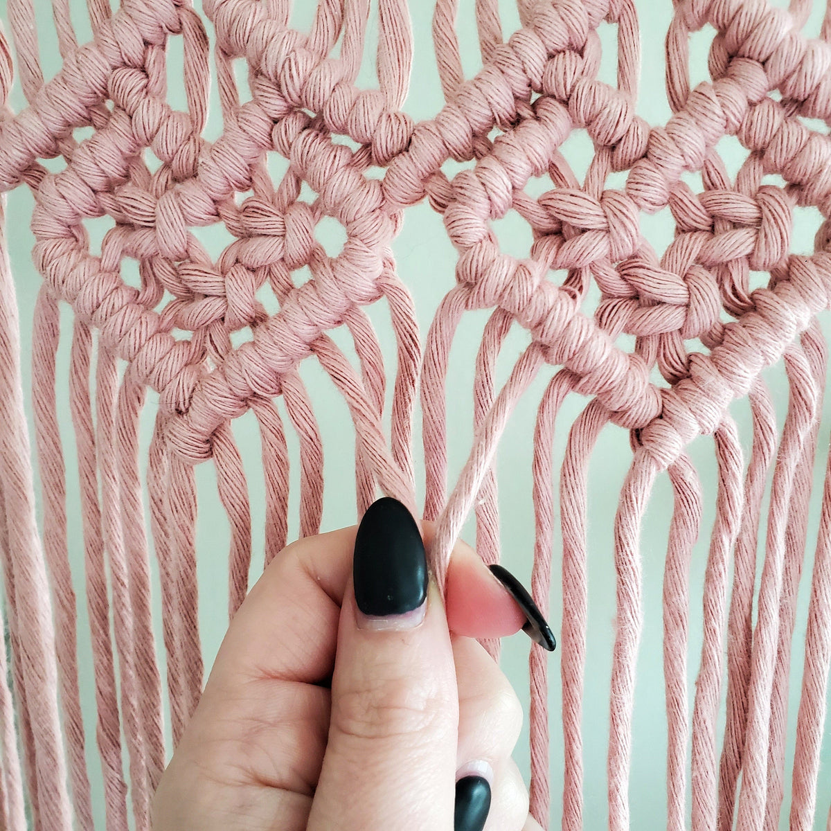 Macrame wall hanging pdf pattern "valentine"